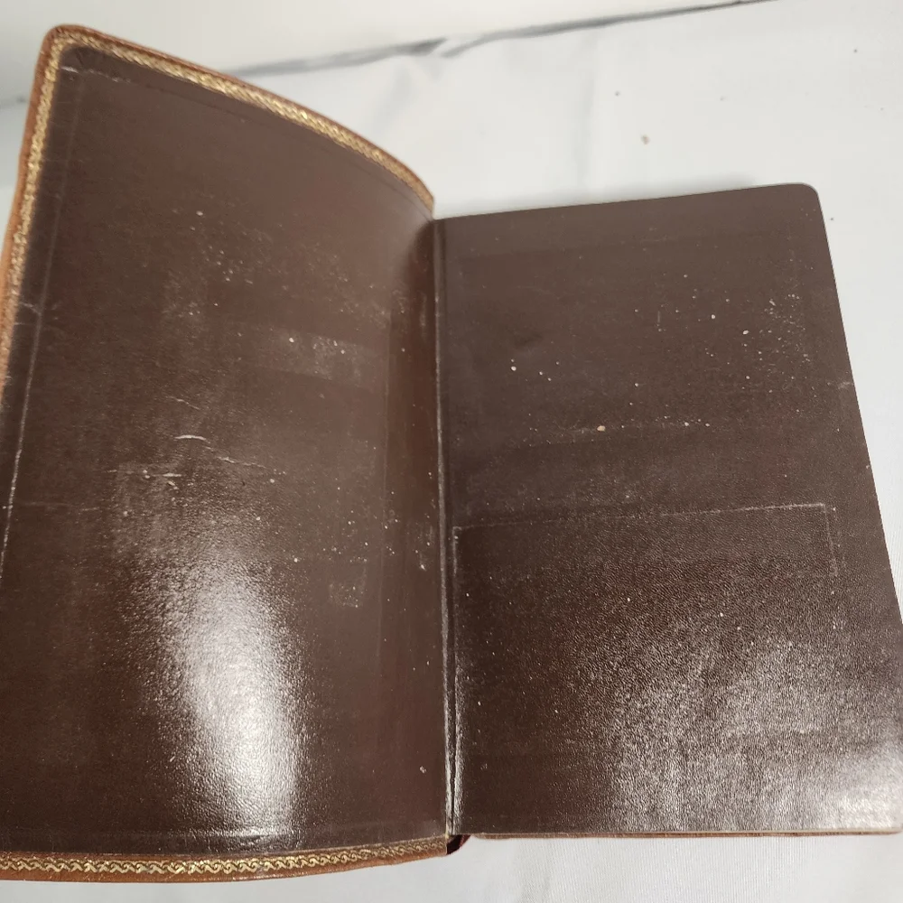 Vintage 1985 Holy Bible New King James Version The Open Bible Expanded Edition
